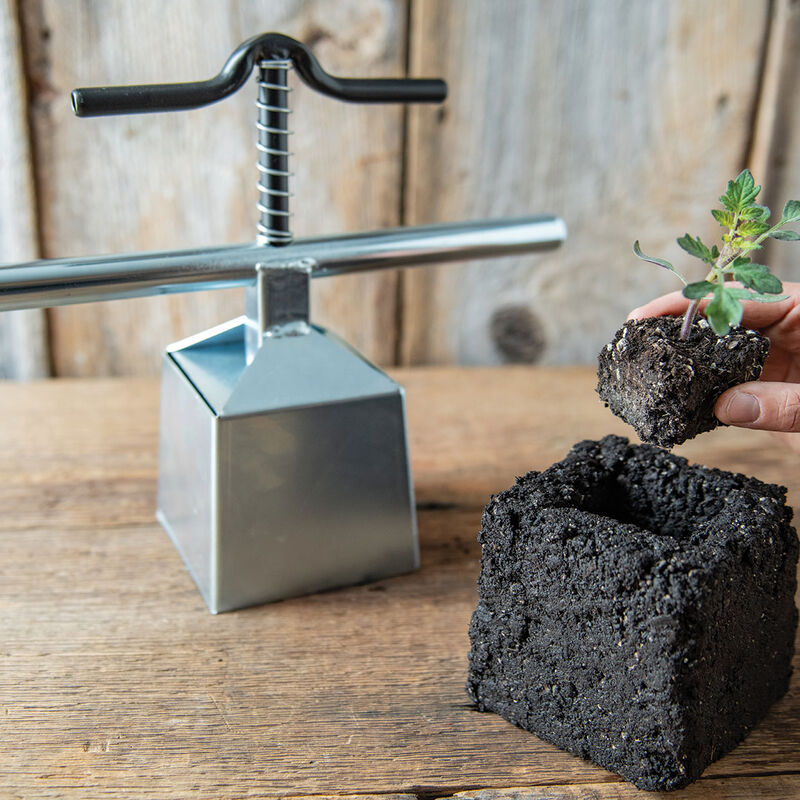 1-Cell Handheld Soil Blocker Soil Blocking