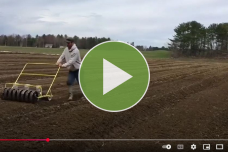 Watch a video about the Jang JP-1 seeder